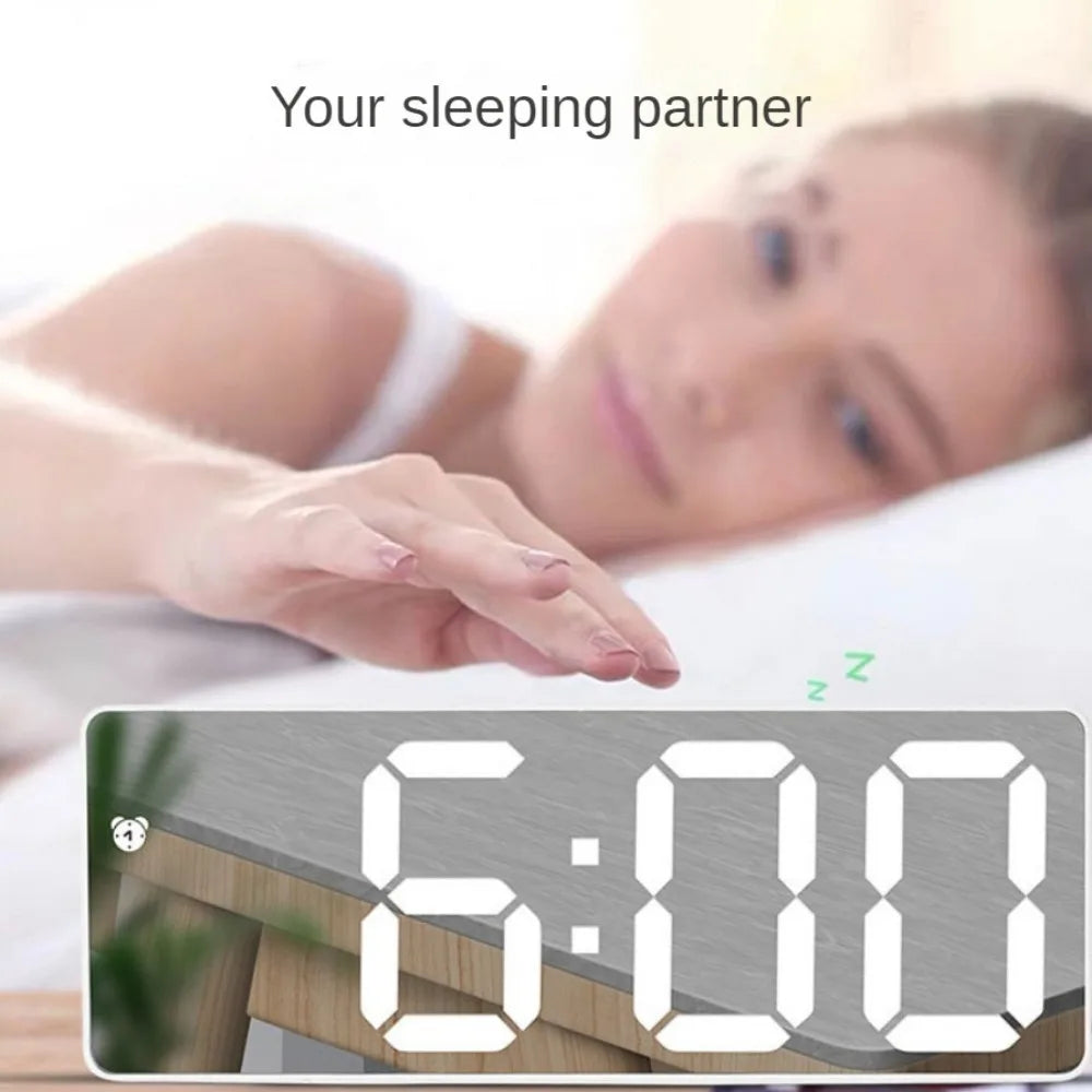 Smart LED Alarm Clock – Curved Screen